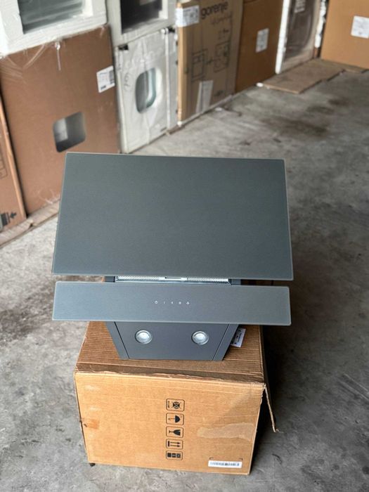 Чорна п'ятниця Витяжки похилі Minola Ventolux Perfelli