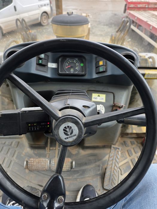 Koparko ładowarka New Holland lb115b