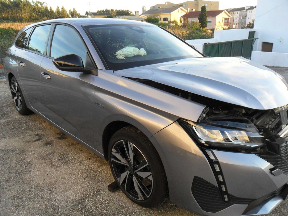 PEUGEOT 308 SW 1.6 PHEV AUTO 180CV (2023)