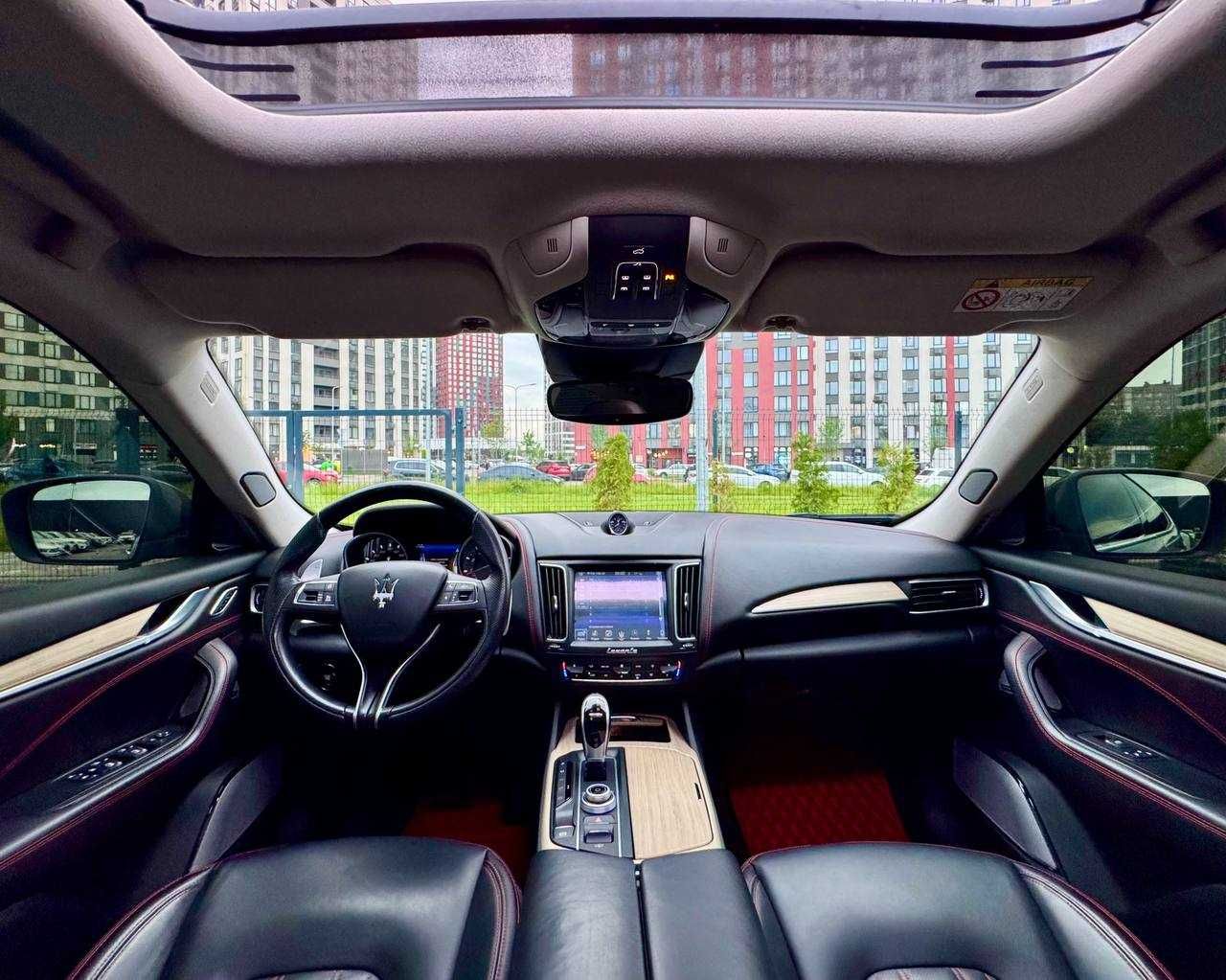 Продаж Maserati Levante