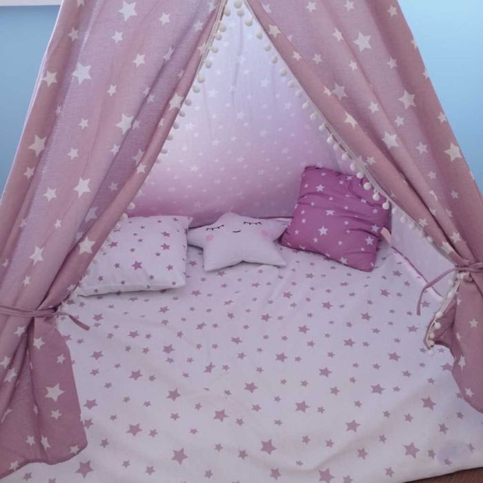 TIPI dla dzieci z lampkami, poduszkami i matą