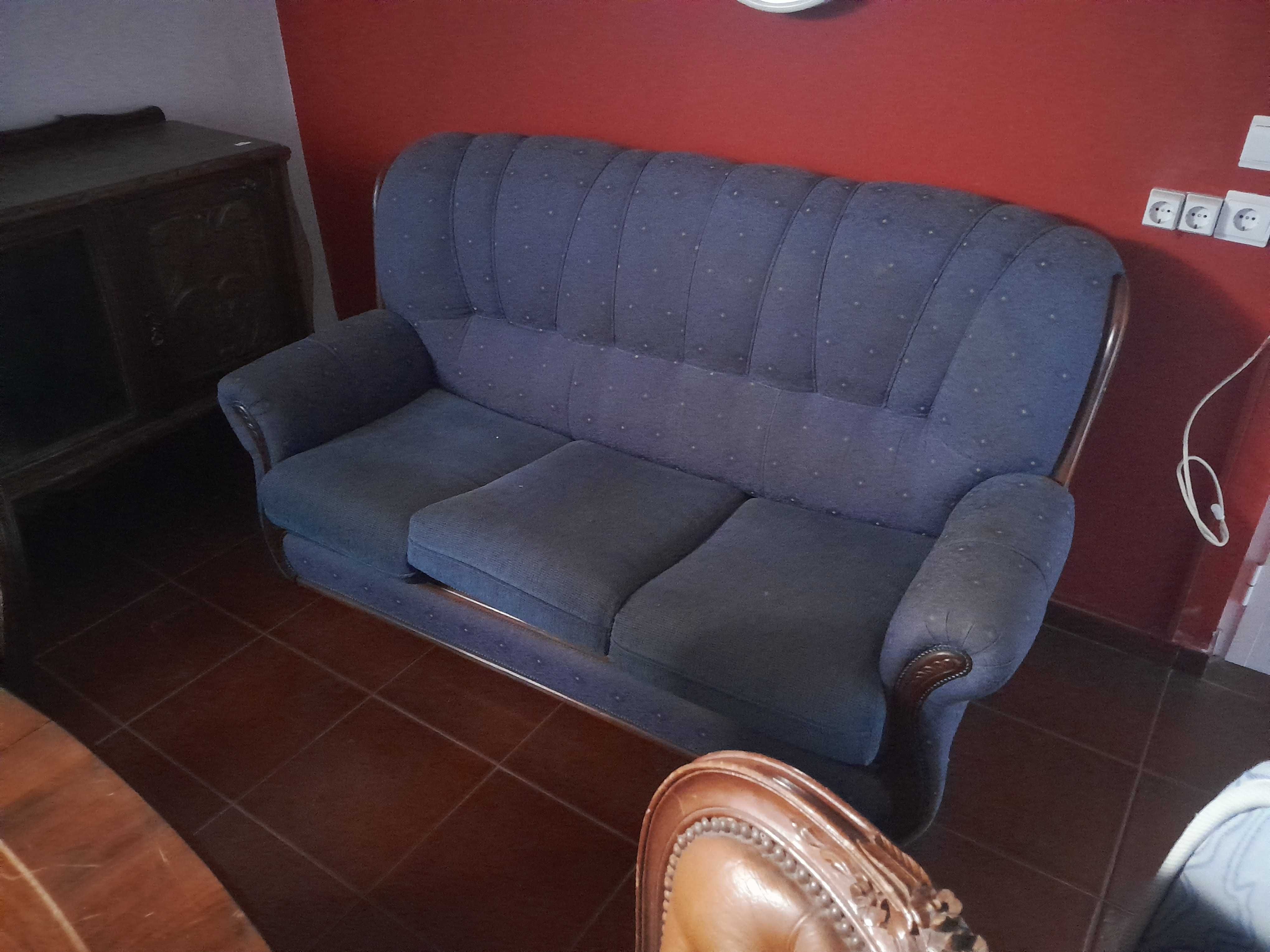 Vendo 2 sofas o grande e sofa cama