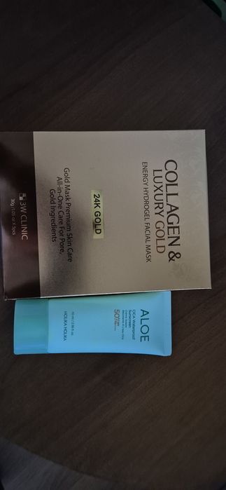 Sprzedam wspaniałe produkty do pielęgnacji twarzy.Idealne na prezent.