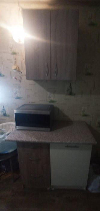 Продам МЕГАДЁШАВАЯ гостинку метро ЮЖД 10-ь минут...