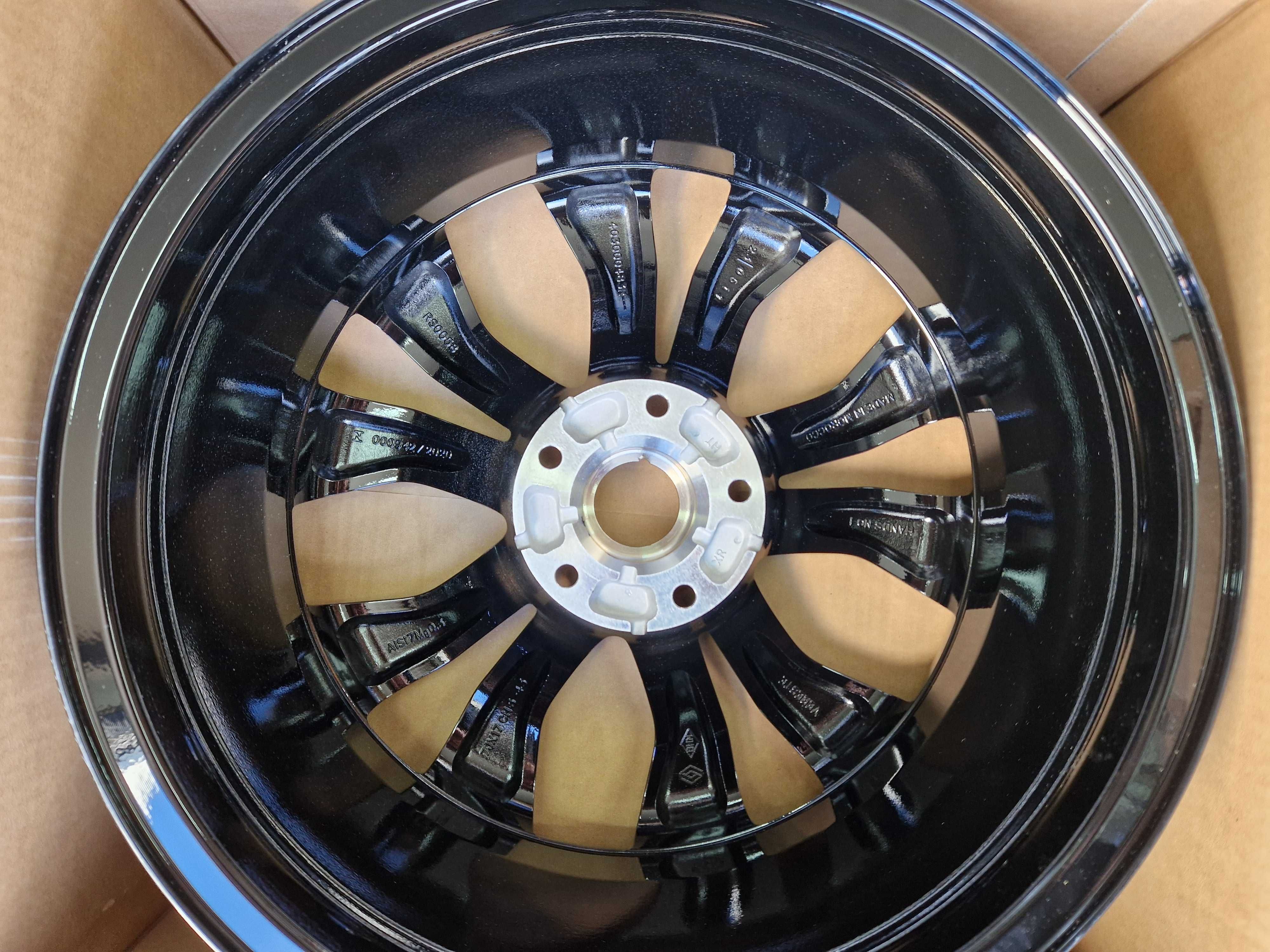 Felgi 17" NISSAN Juke X-Trial Qashqai Leaf Primera 5x114,3