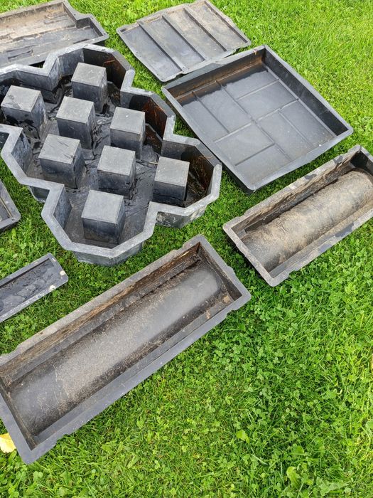 Formy do wyrobów  betonowych