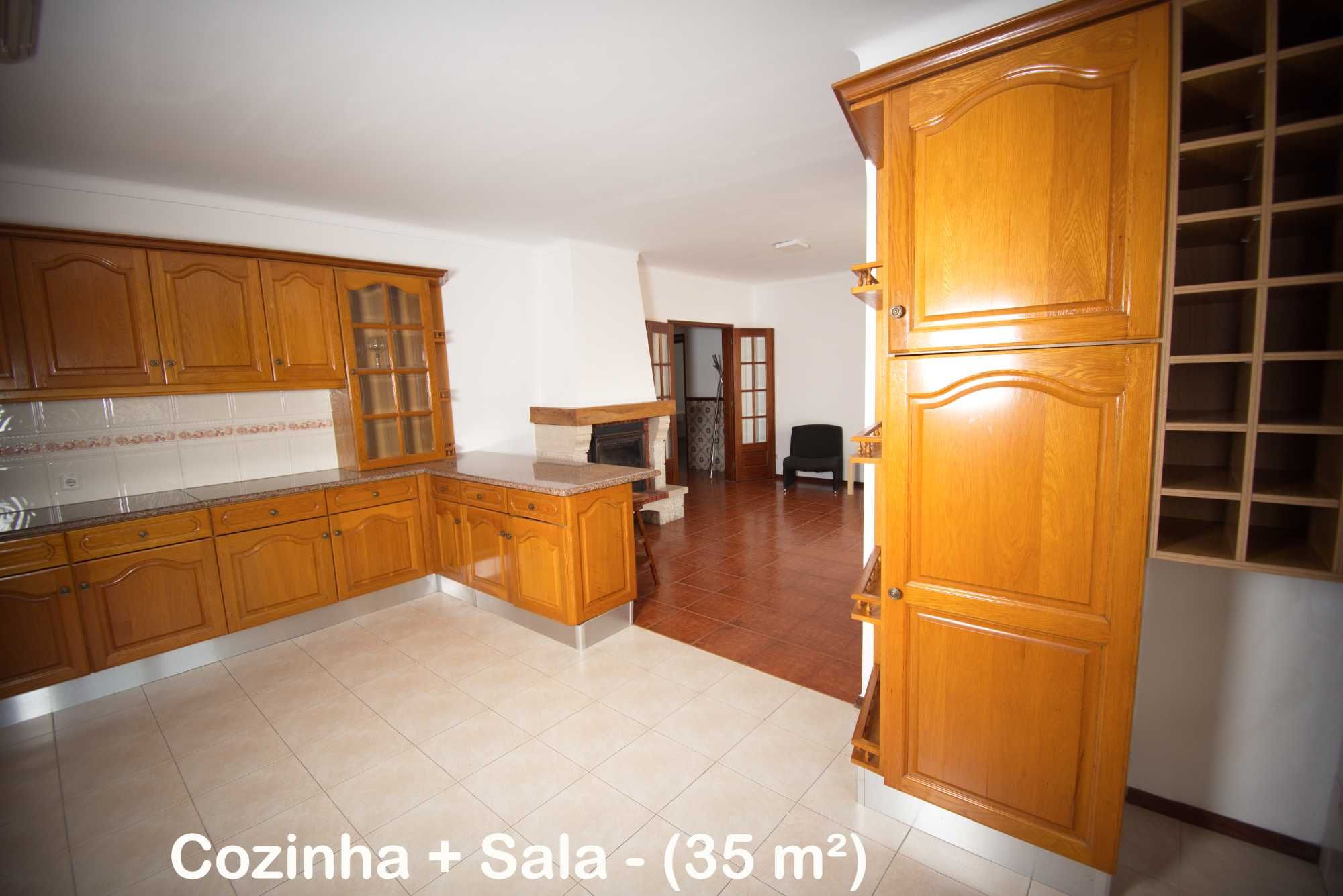 Excelente Apartamento T2 com 145 m2 - Caldas da Rainha