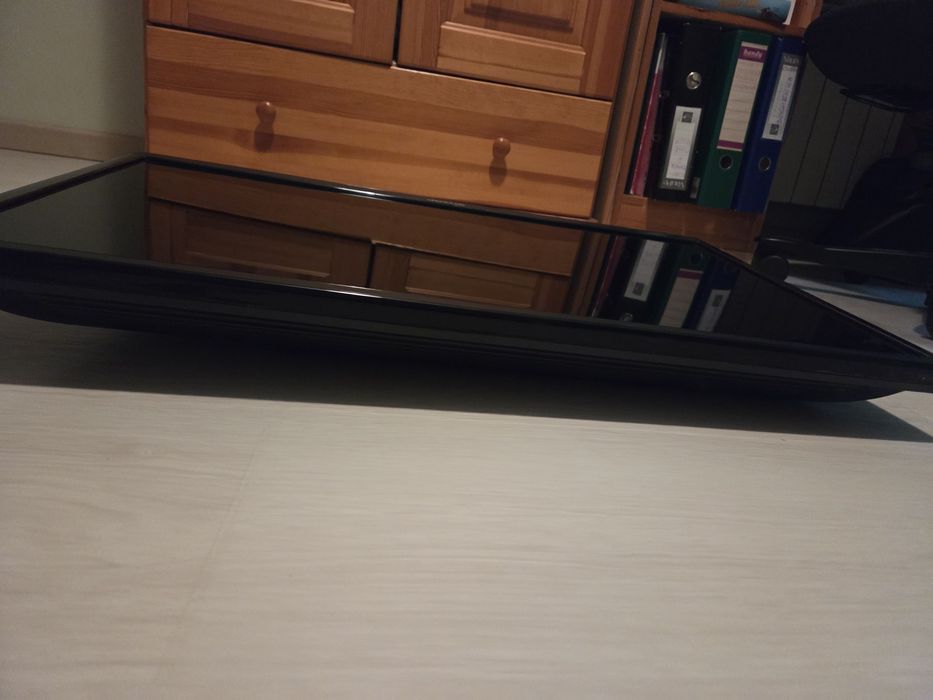 Telewizor SHARP 32" mało użytkowany