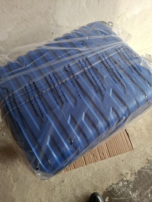 Nowa walizka cabin size wittchen