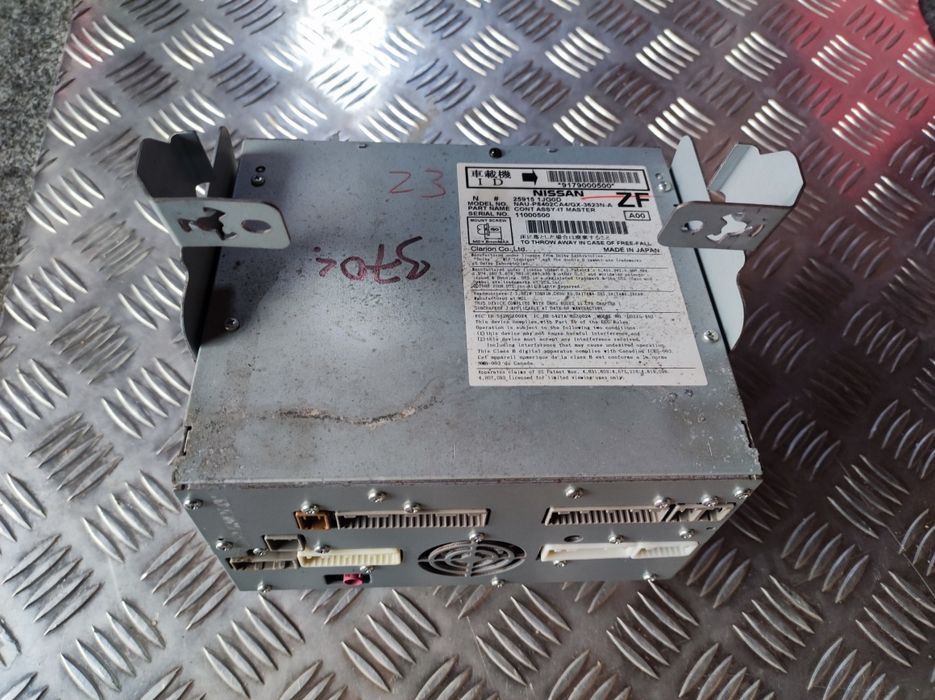 Zmieniarka  radio Nissan 370Z