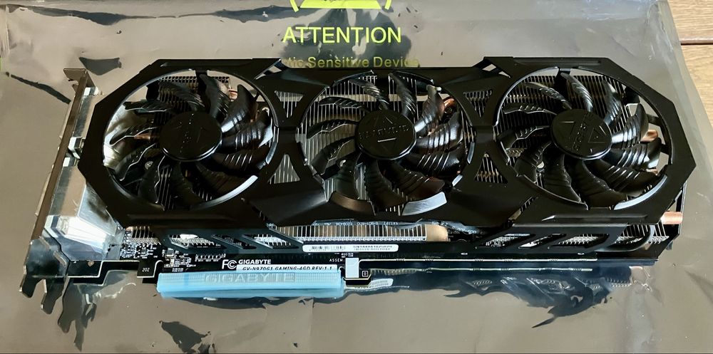 Gigabyte G1 Gaming Geforce GTX970.