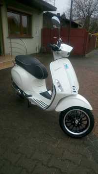 Skuter Vespa Sprint 50