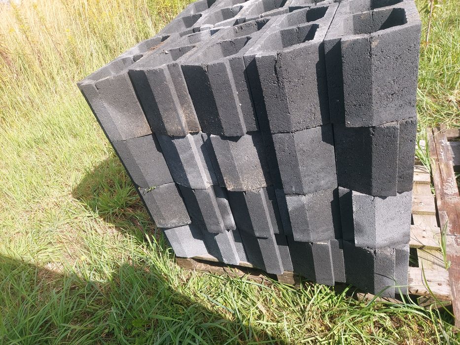 Pustak stropowy około 40szt. Pustaki wieńcowe kształtki wieńcowe