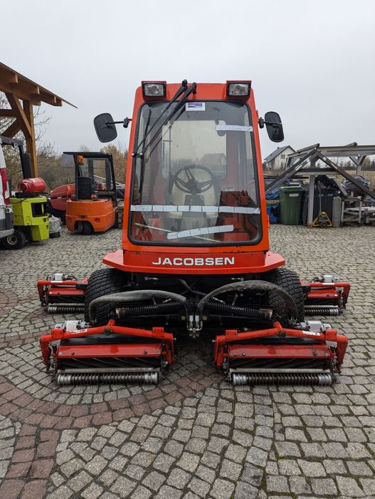 Kosiarka wrzecionowa JACOBSEN LF3810 diesel Kubota 4cyl 4x4 boiska