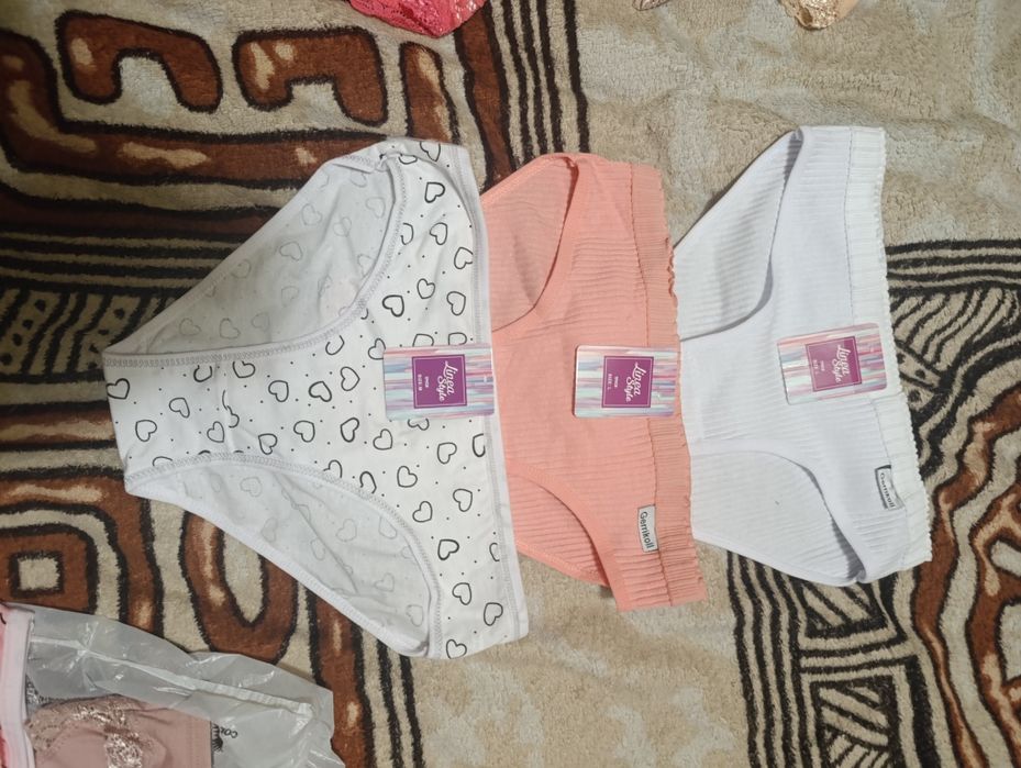 Труси жіночі  . .