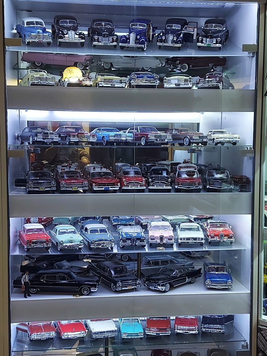 Modele kolekcjonerskie skala 1:18 na sprzedaż największą kolekcja