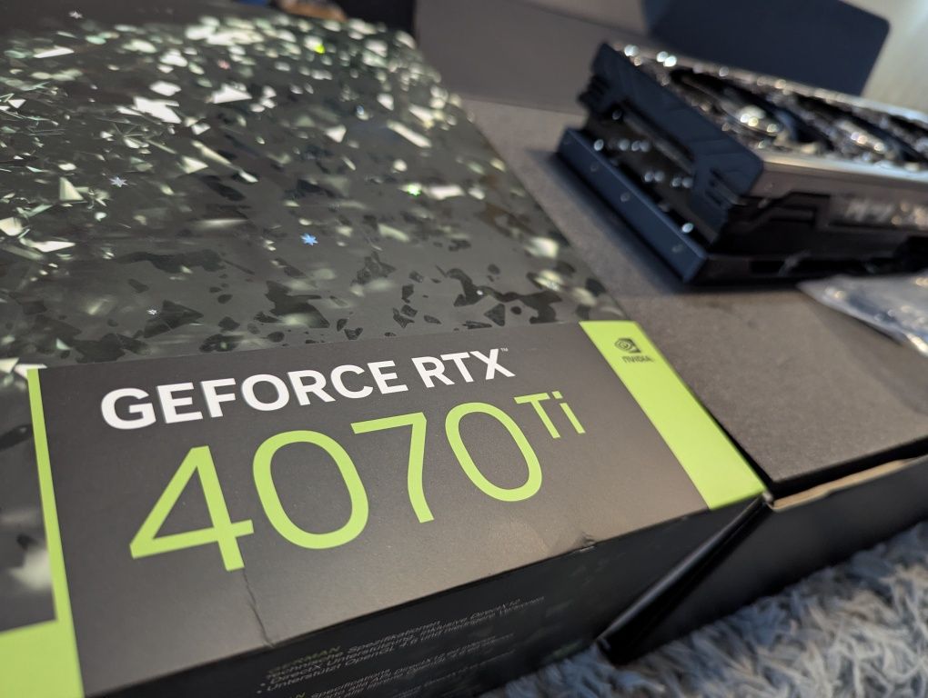Rtx 4070 ti відеокарта в ідеальному стані як нова