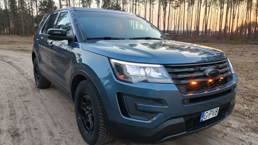Ford Explorer Police Interceptor AWD Radiowóz