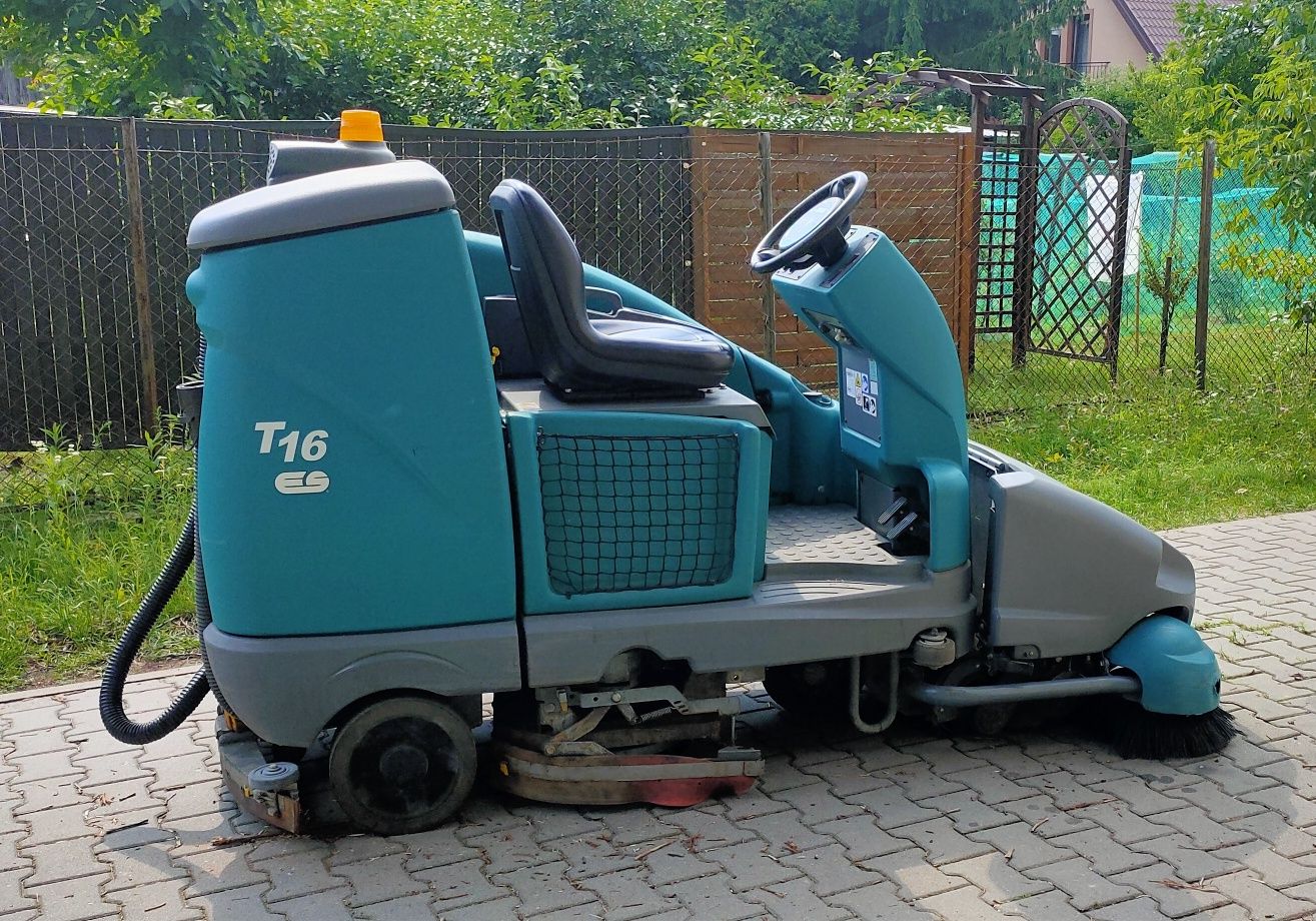 Szorowarka Tennant T16. W pełni sprawna