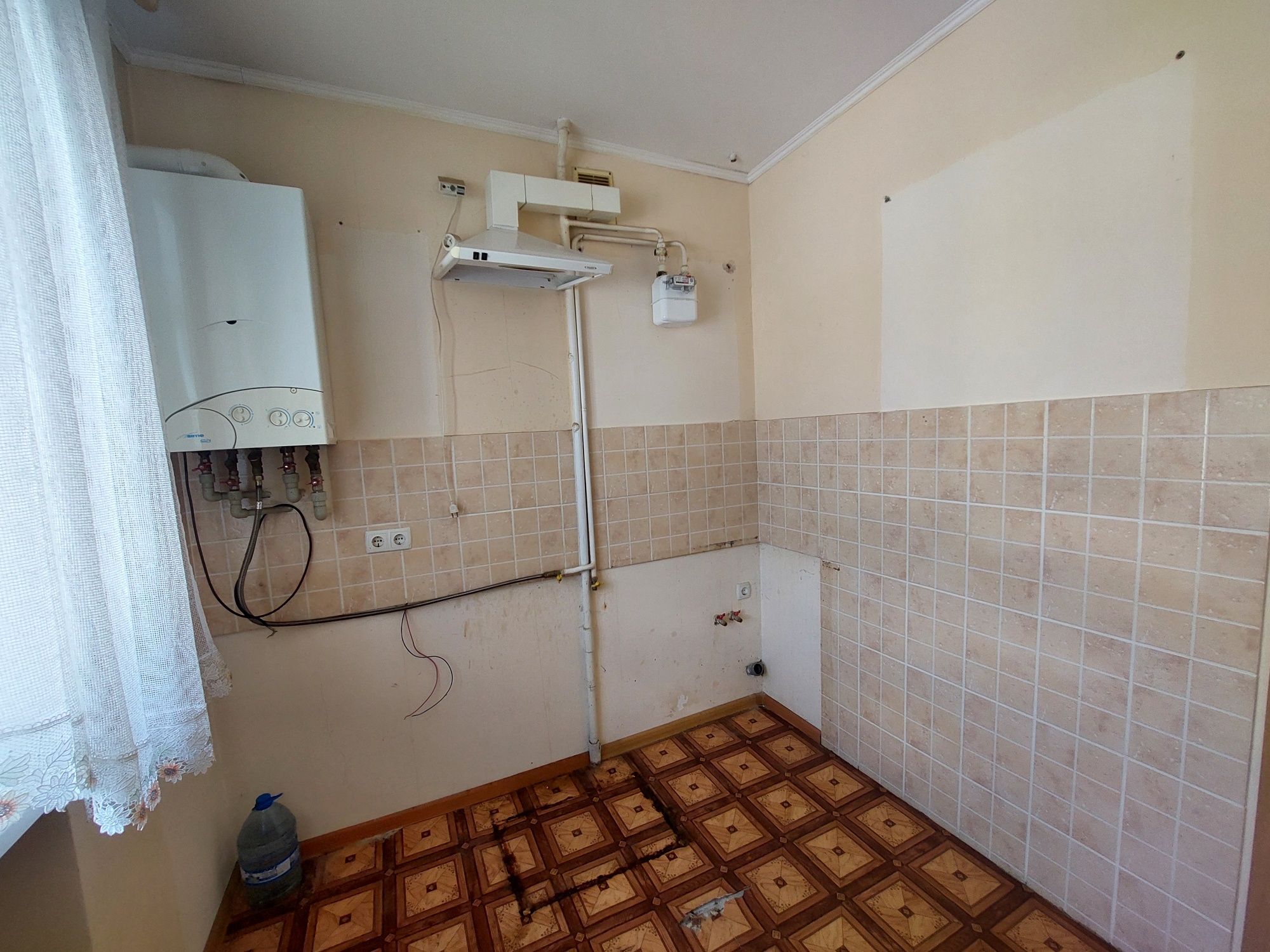 Продаж 2 кімн квартири 43,7м2 пл. Франка м. Борислав