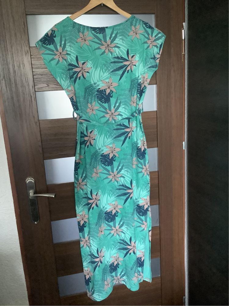 Sukienka bawełniana w kwiaty maxi rozmiar L/XL