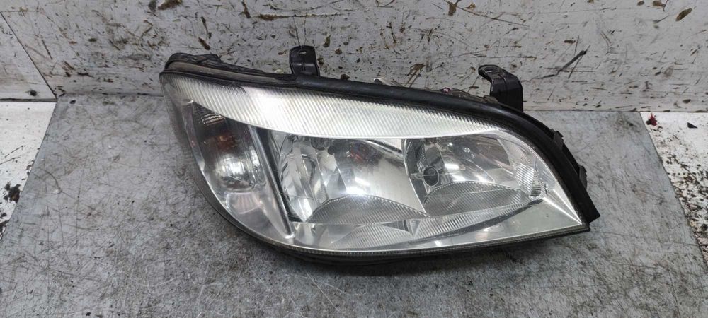 Opel Zafira A Lampa Reflektor Prawa Przednia Prawy Przedni PP