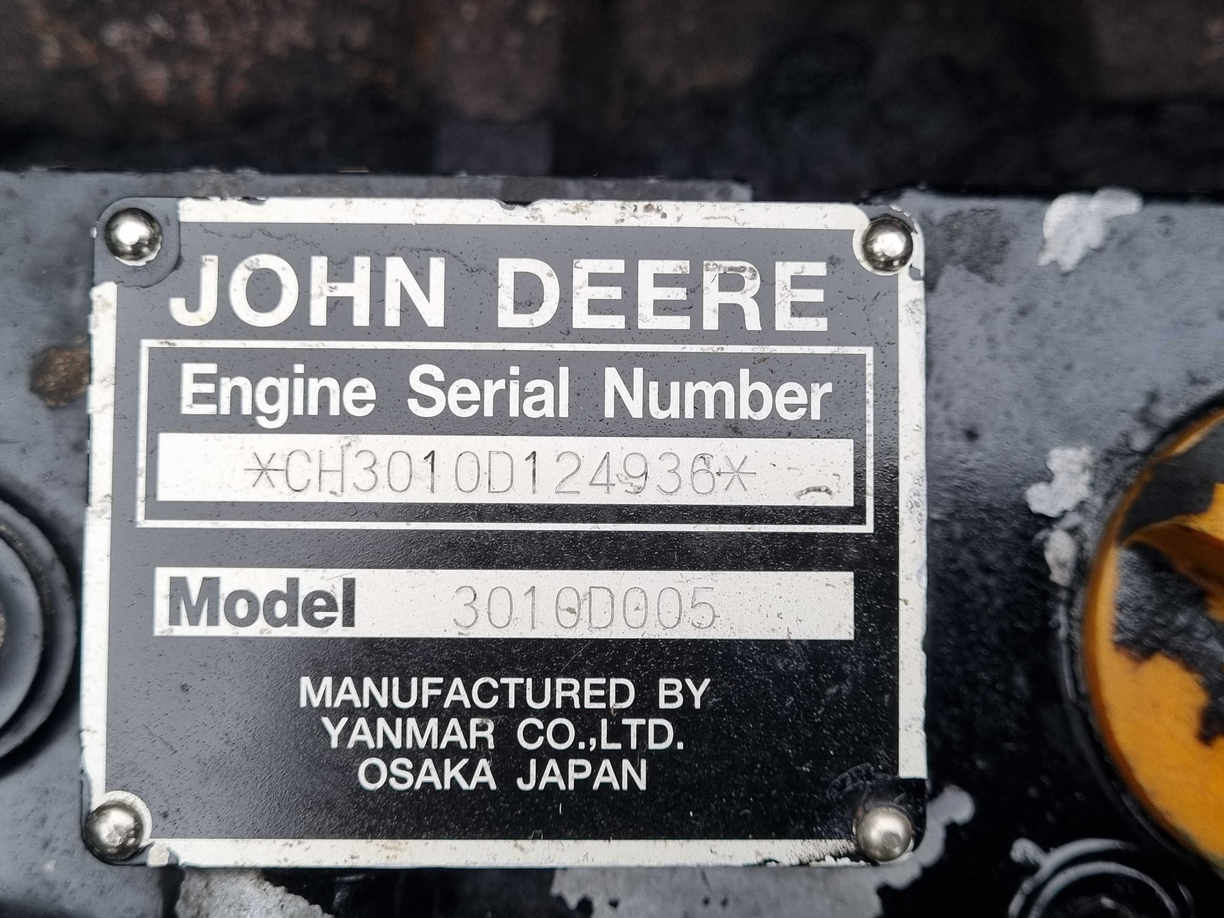 Kosiarka traktorek John Deere X495 silnik diesel Yanmar
