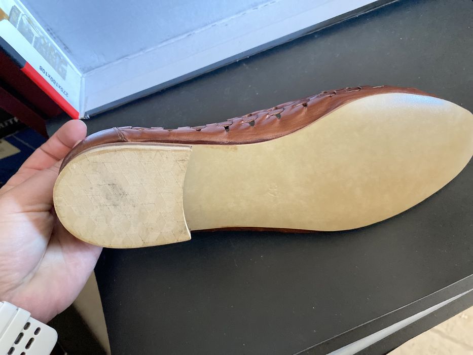 Mocassins em pele e couro - tam. 36 - novos - oferta de portes