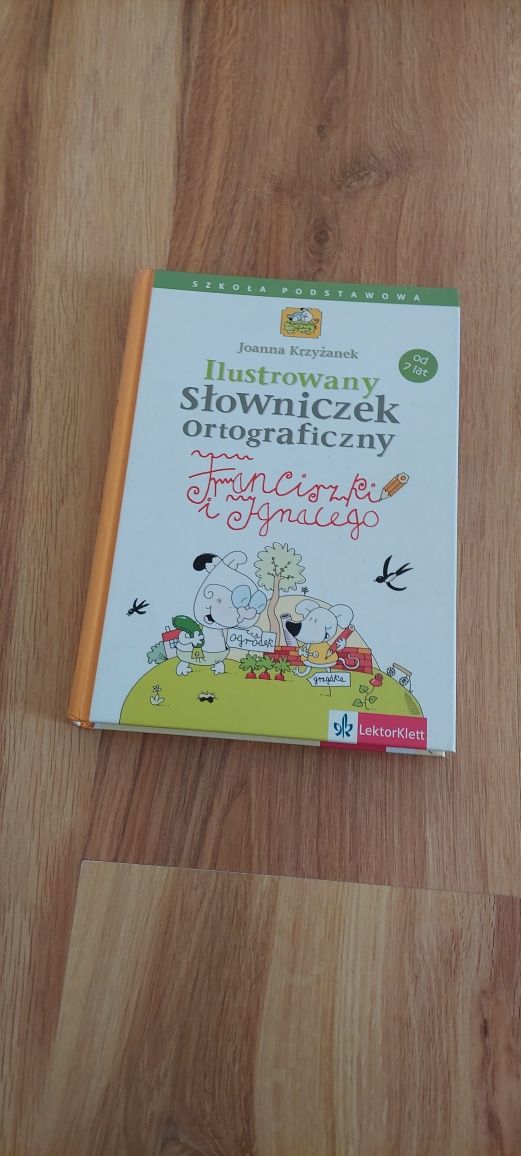 Księga zagadek pytania i odpowiedzi