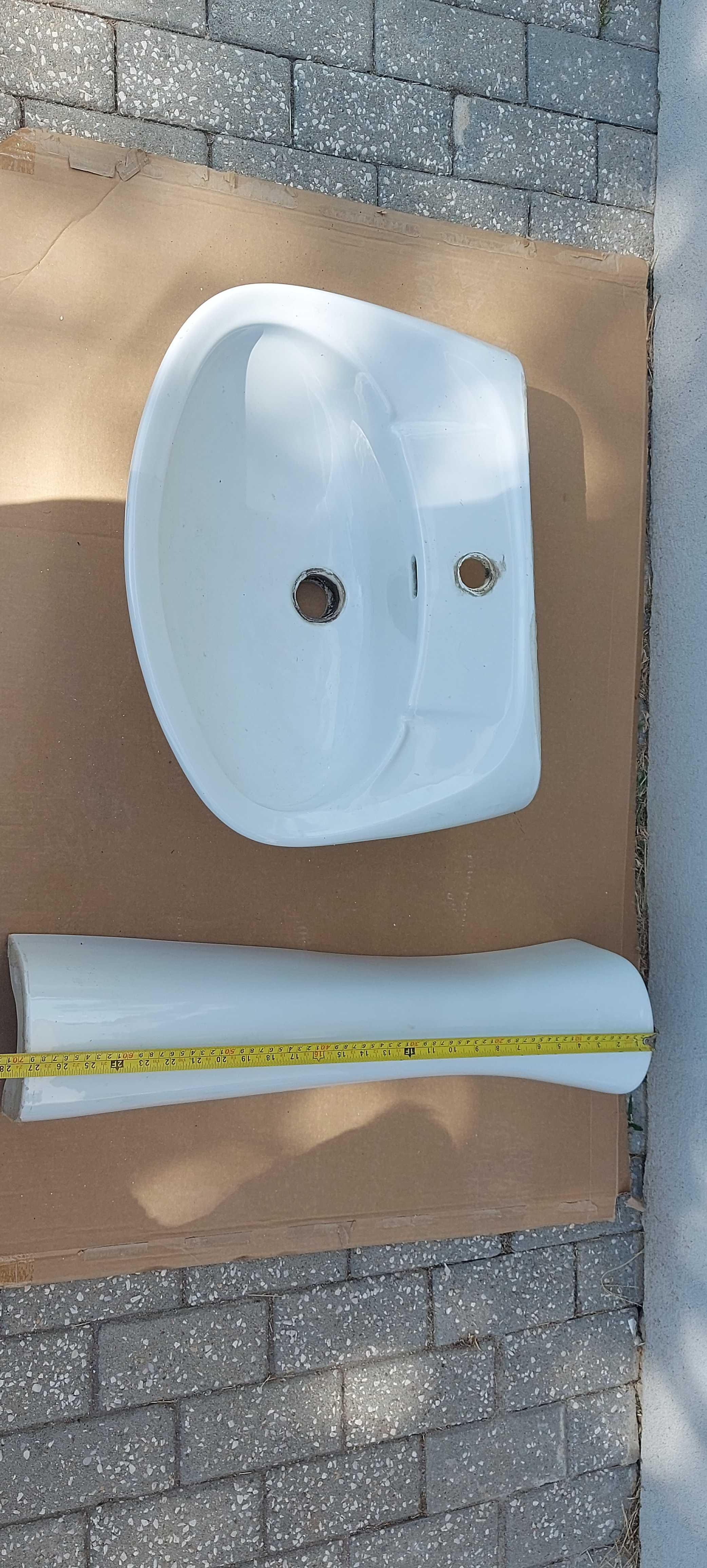 Conjunto louças WC -sanita, bidé e lavatório de coluna Sanitana