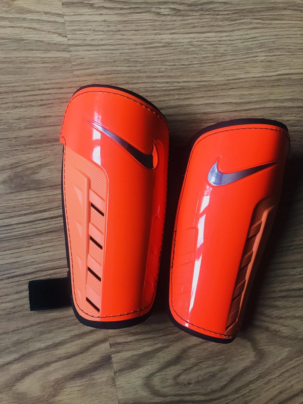 Накладки Nike. Кімоно.    Пояс оранжевий з полоскою