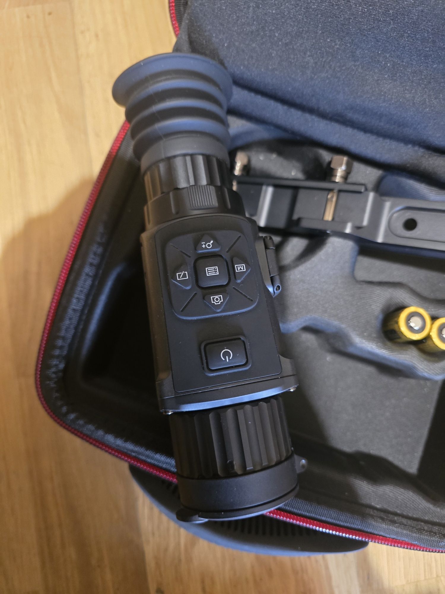 Нічний приціл Hikmicro Thunder Th25 V. 2.0
Hikmicro Thunder Th25 V. 2.