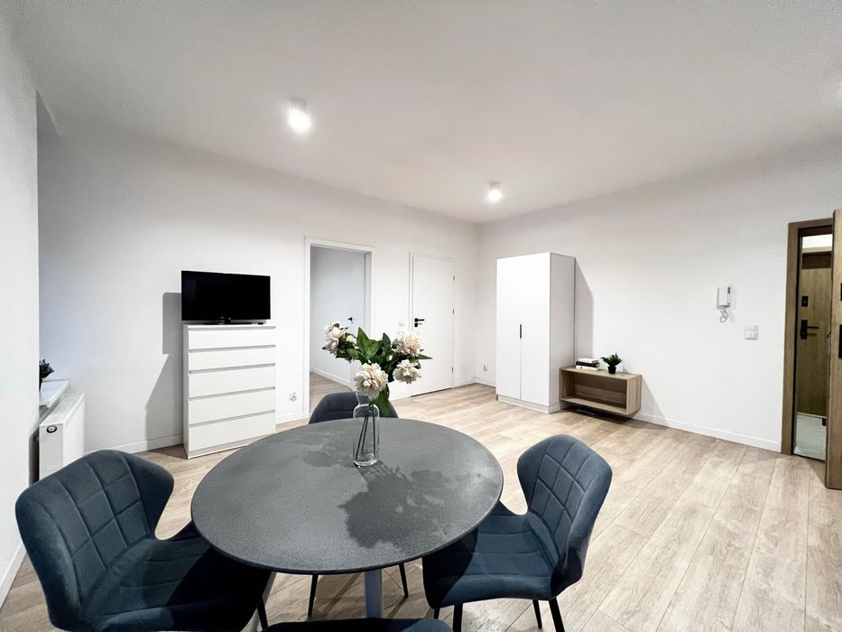 2 pokojowe mieszkanie, ocieplony budynek, CENTRUM