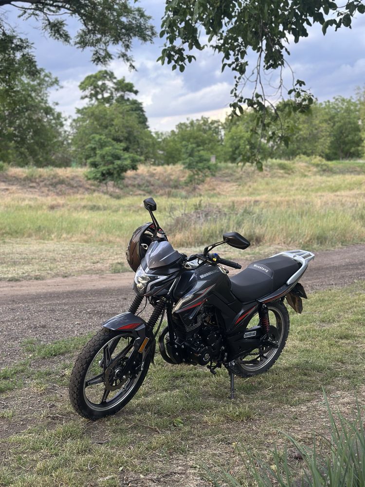 Продам Mustang Fortuna 200