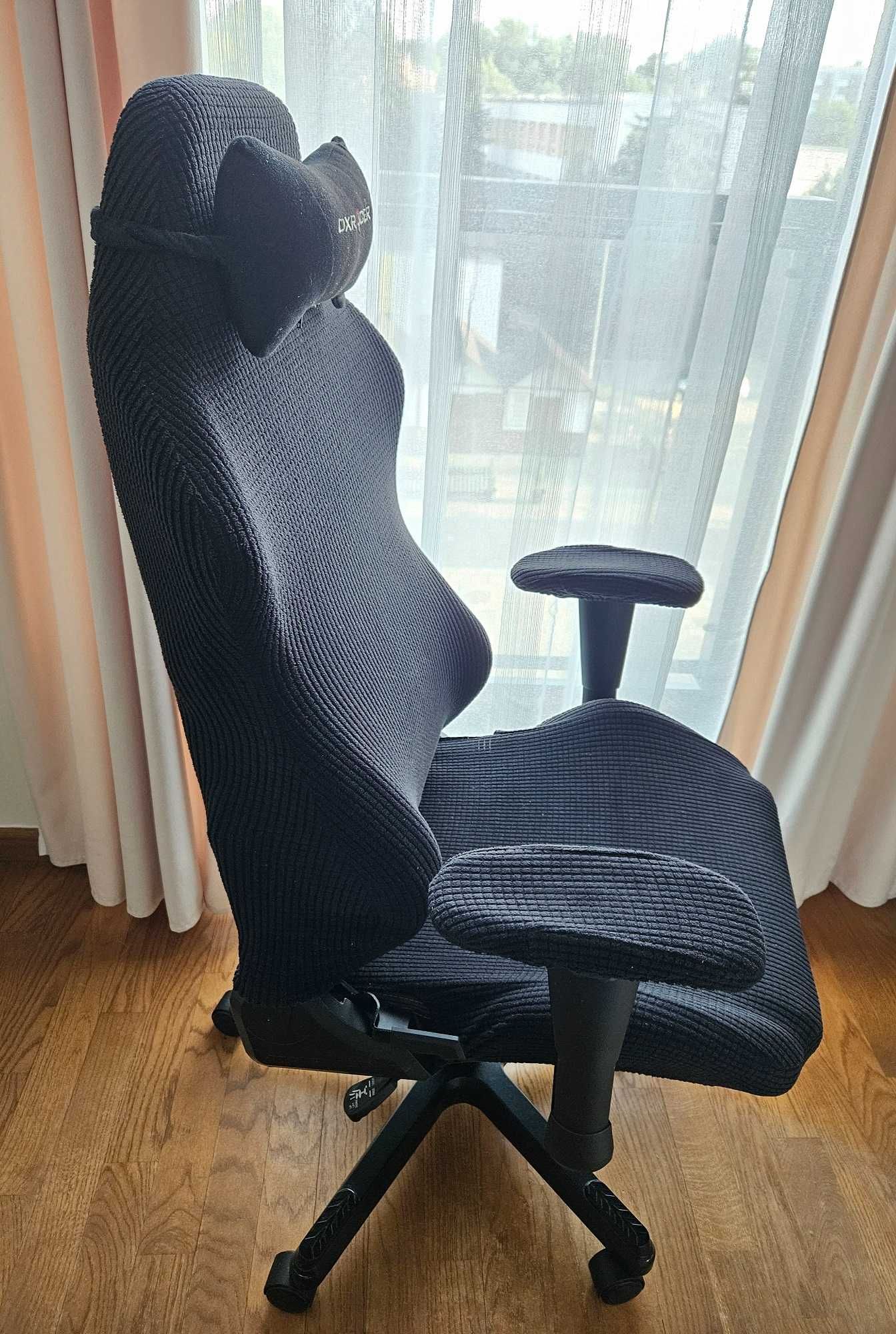 Fotel komputerowy DX Racer