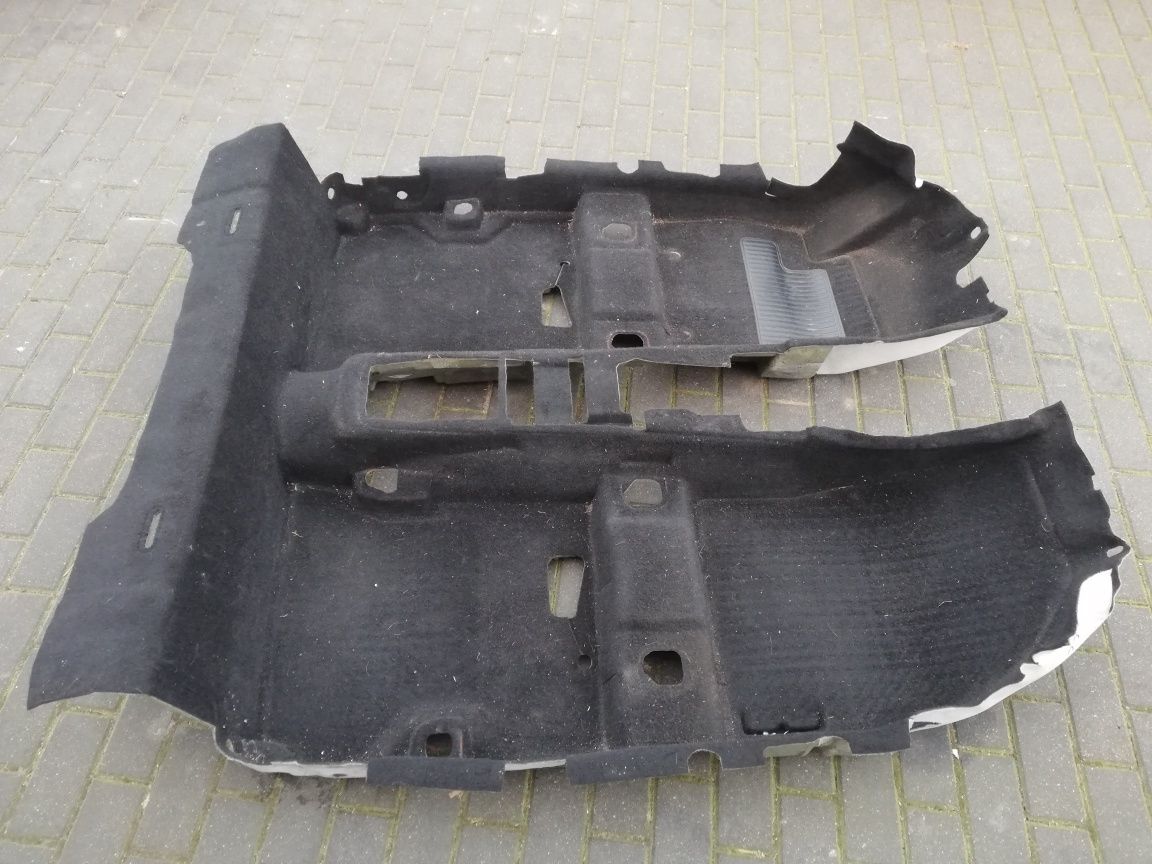 Dywan wykładzina podłogi wnętrza Ford Focus mk2 CC kabriolet cabrio EU