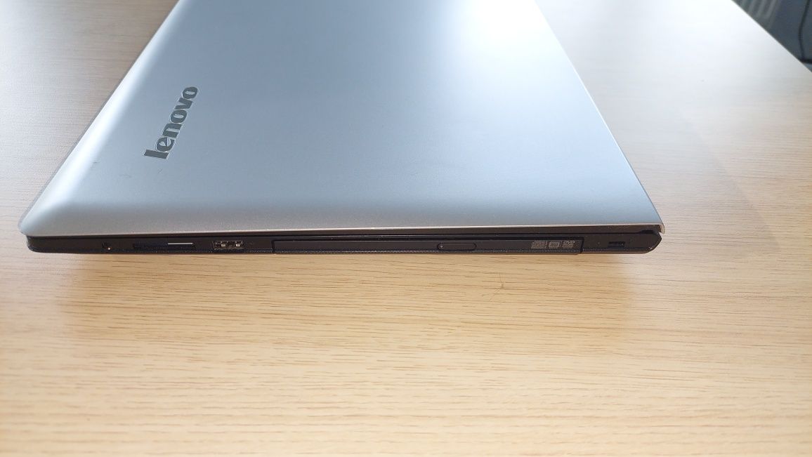 Laptop Lenovo G50-30 Intel Pentium N3540, 4GB RAM, 240GB SSD, WiFi