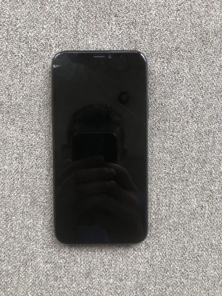 iPhone X 64 ГБ Black | R-SIM у комплекті |