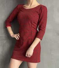 Czerwono-czarna sukienka mini