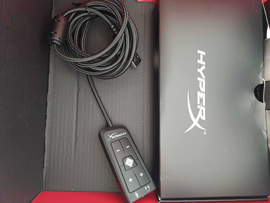 Auscultadores Gaming com Fio HYPERX Cloud II