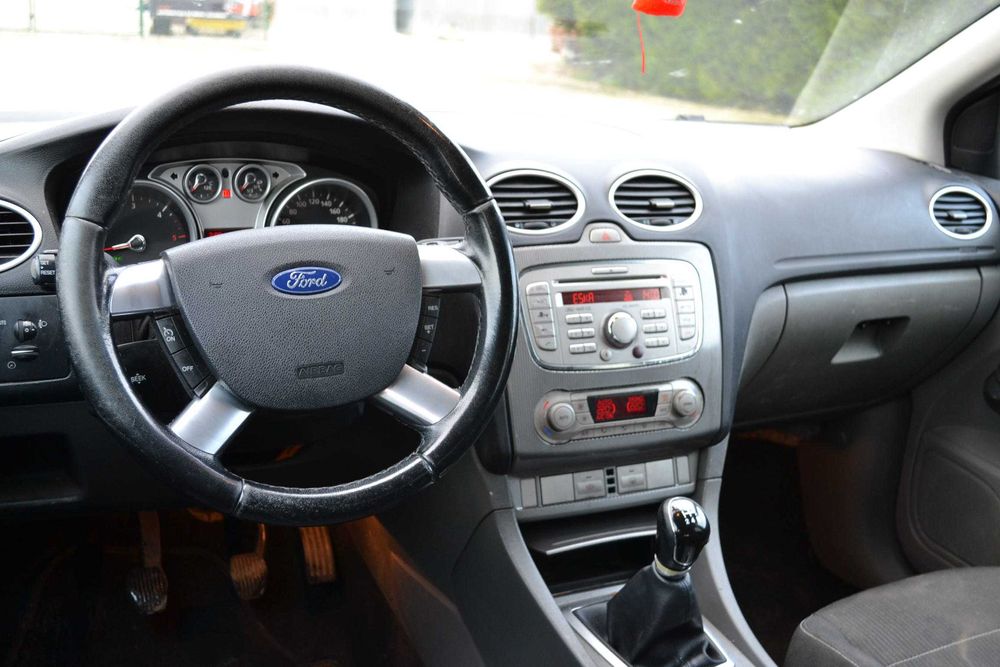 Ford - Focus  1.6 cm Diesel , klima , super stan ,  okazja !!