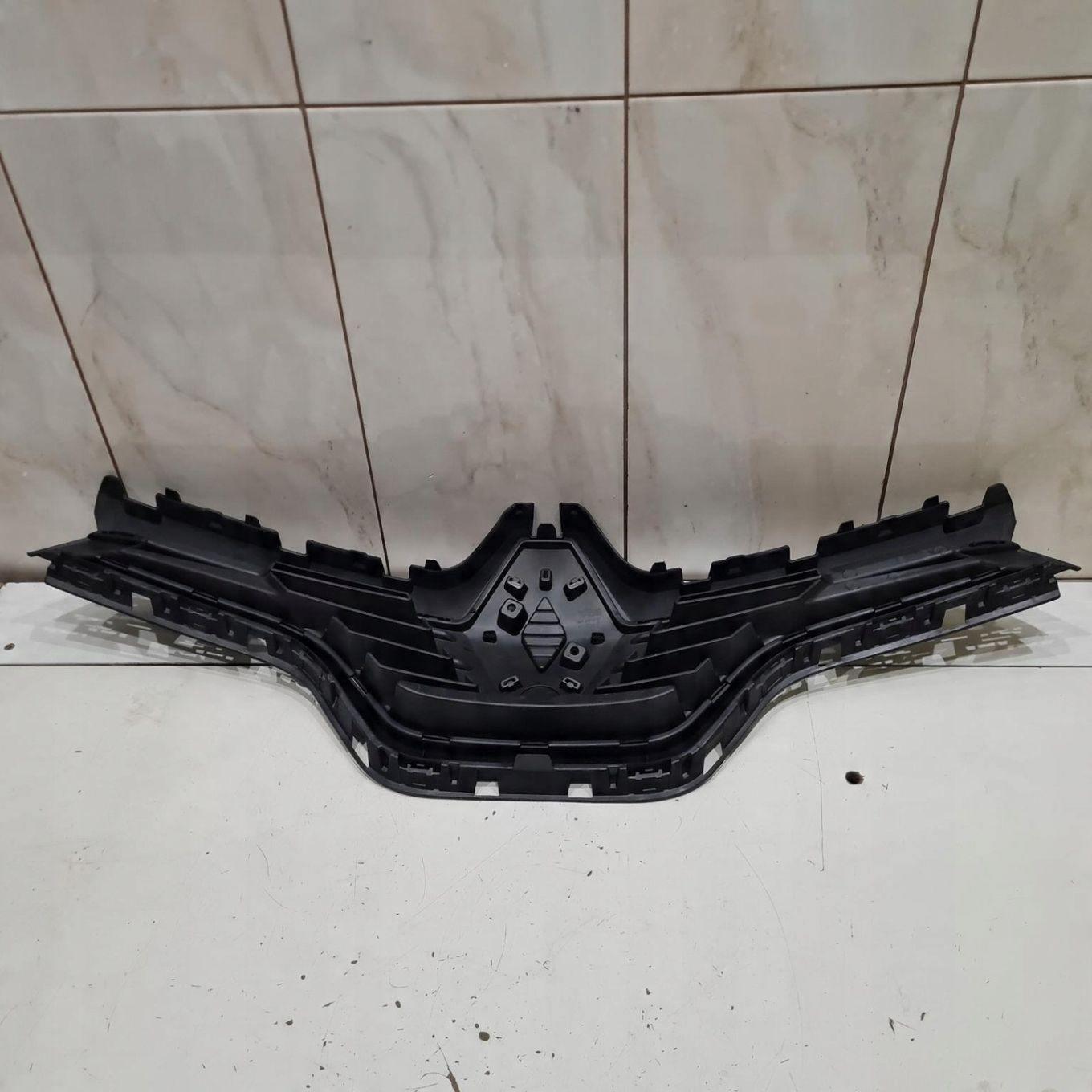 RENAULT CAPTUR 13-19 ATRAPA GRILL