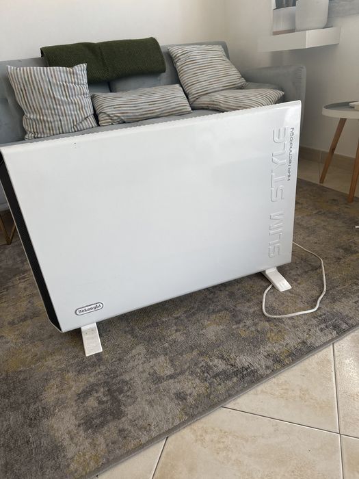 2 aquecedores De Longhi SlimStyle