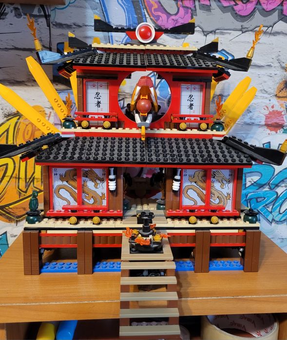 Lego ninjago zestawy I figurki