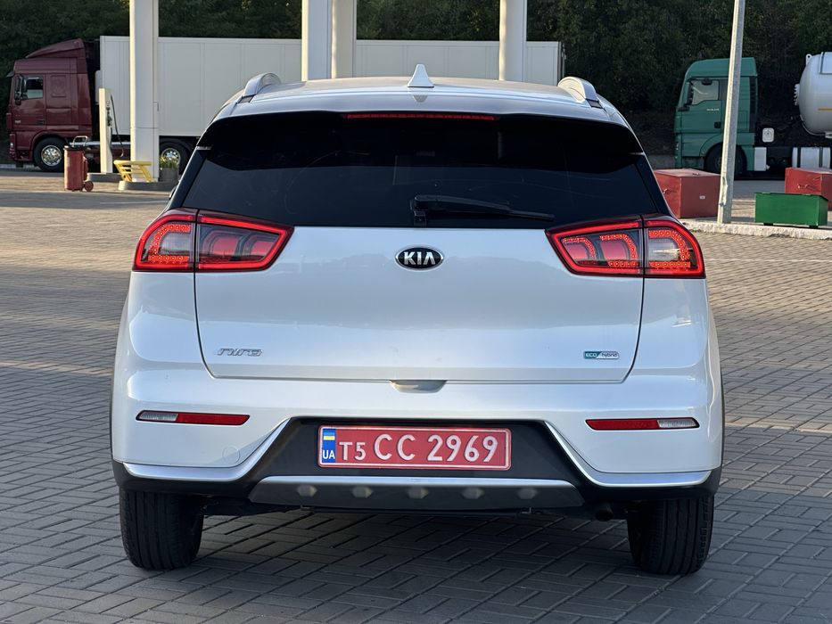 KIA Niro Hybrid ідеальний стан