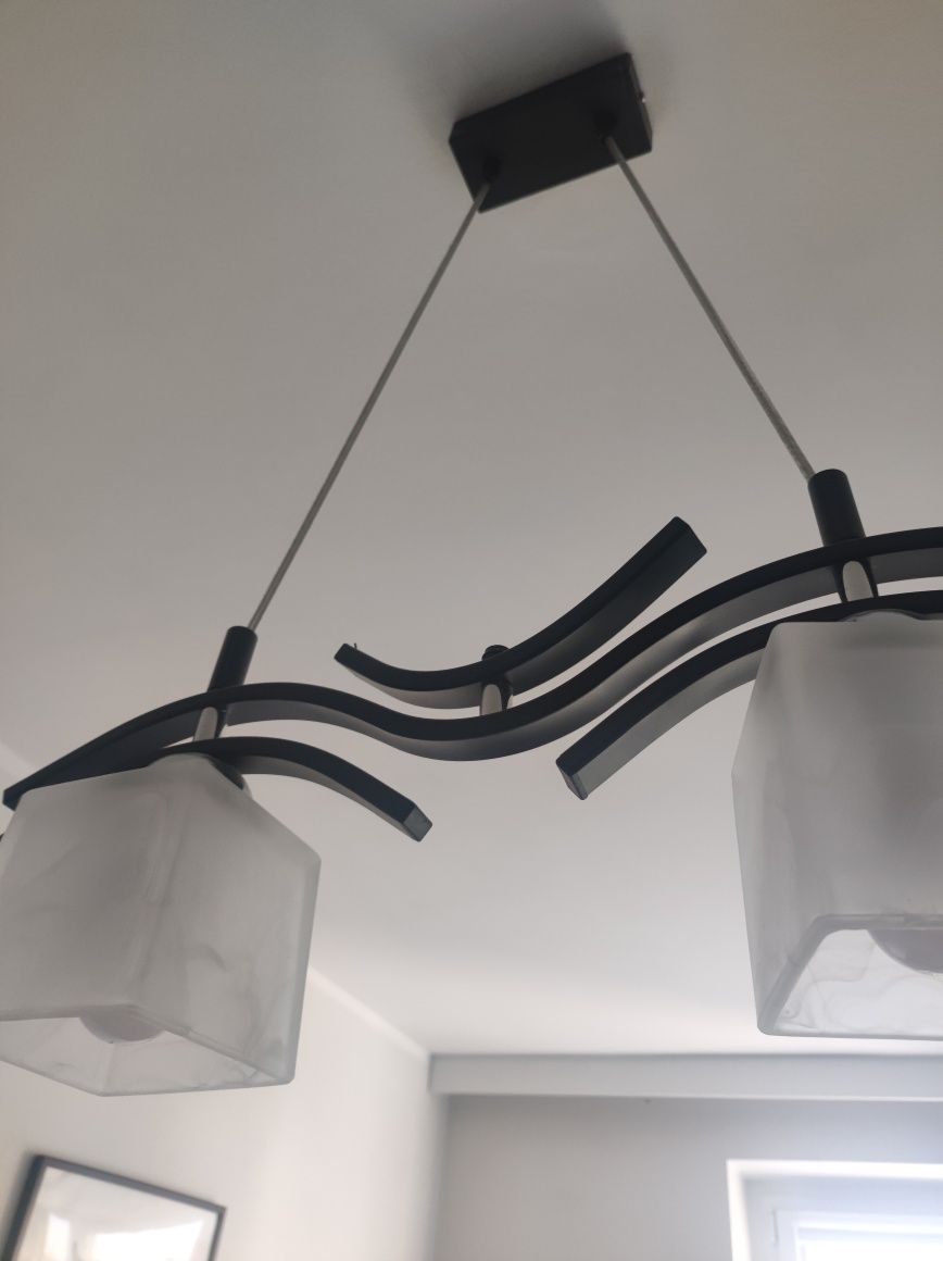Lampa sufitowa dwuramienna
