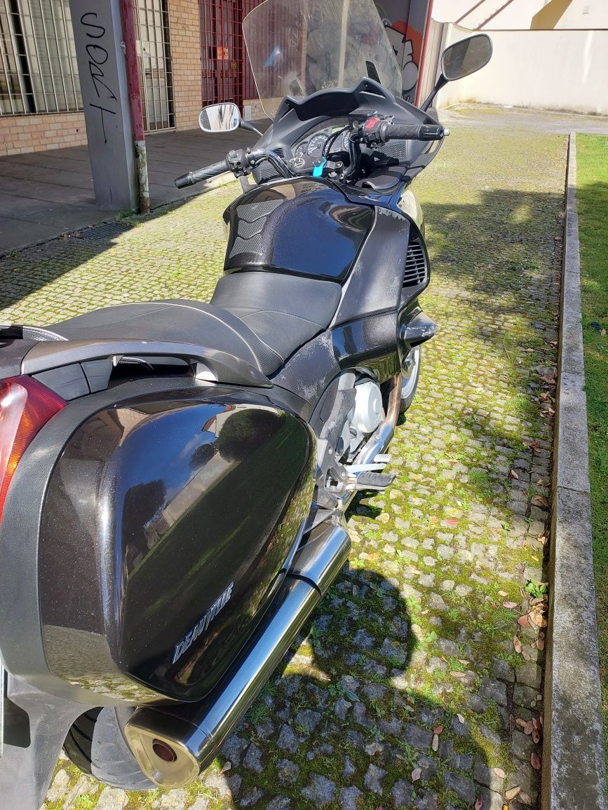 Honda Deauville NT 700 abs