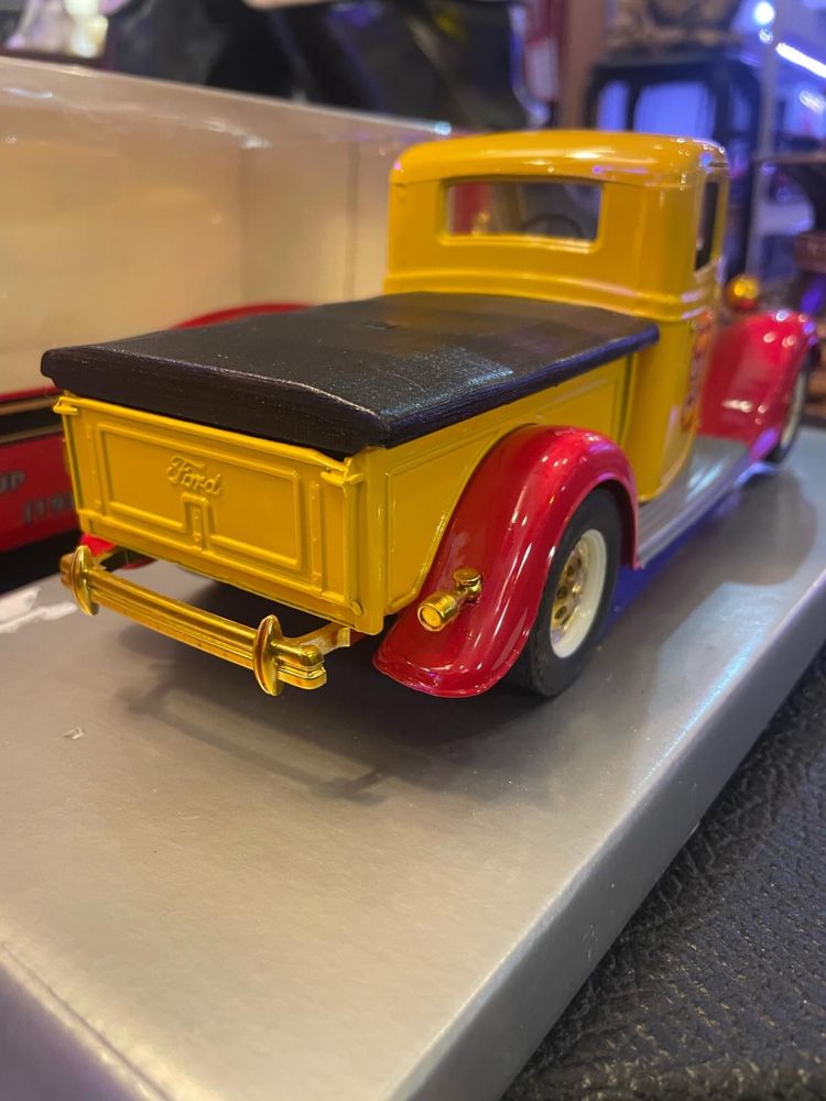 Miniatura Ford Pick Up 4404