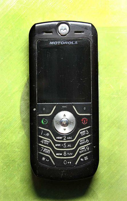 Мобильный Телефон «Motorola L6»