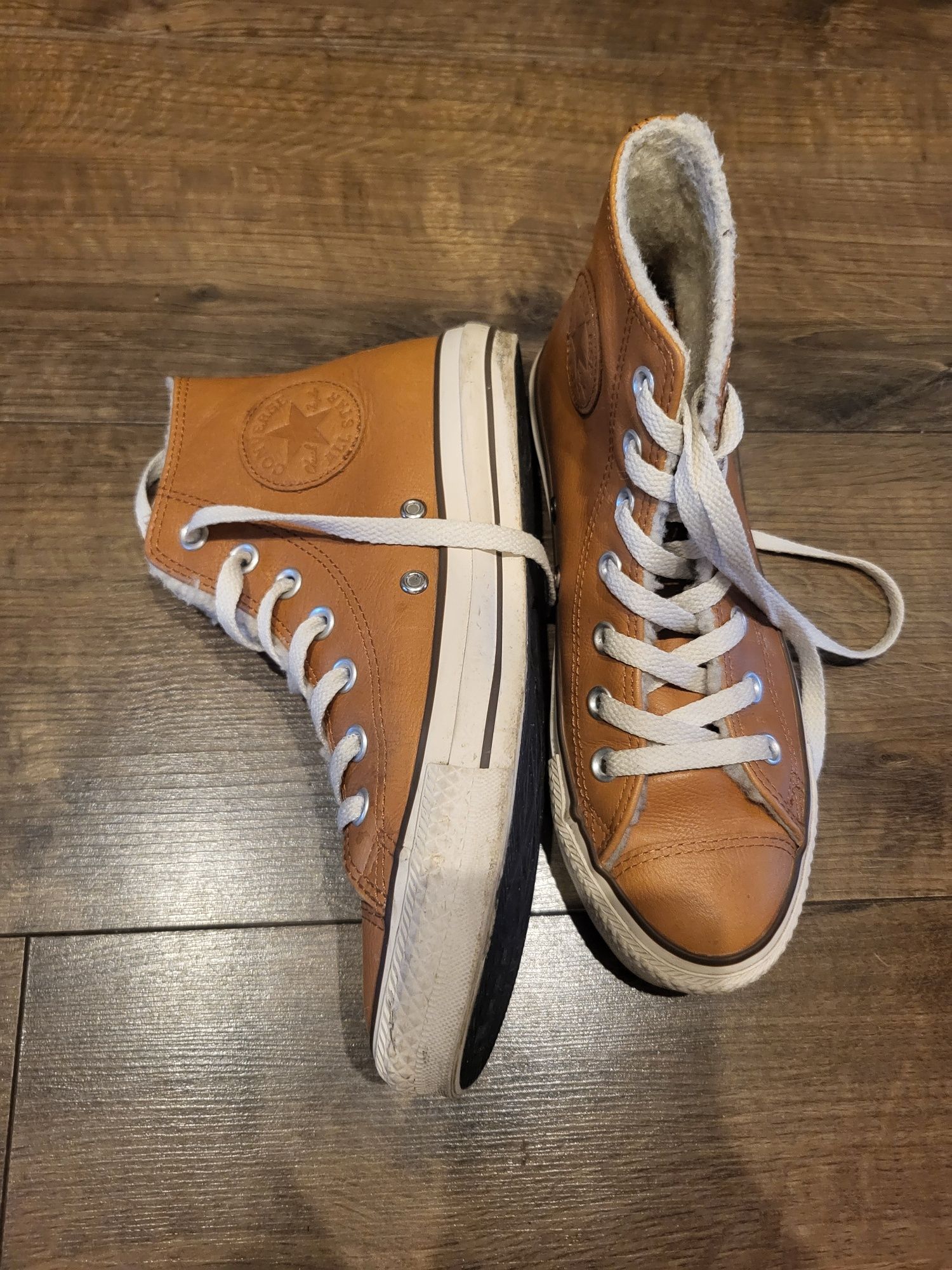 Trampki ocieplane Converse rude 37 skóra